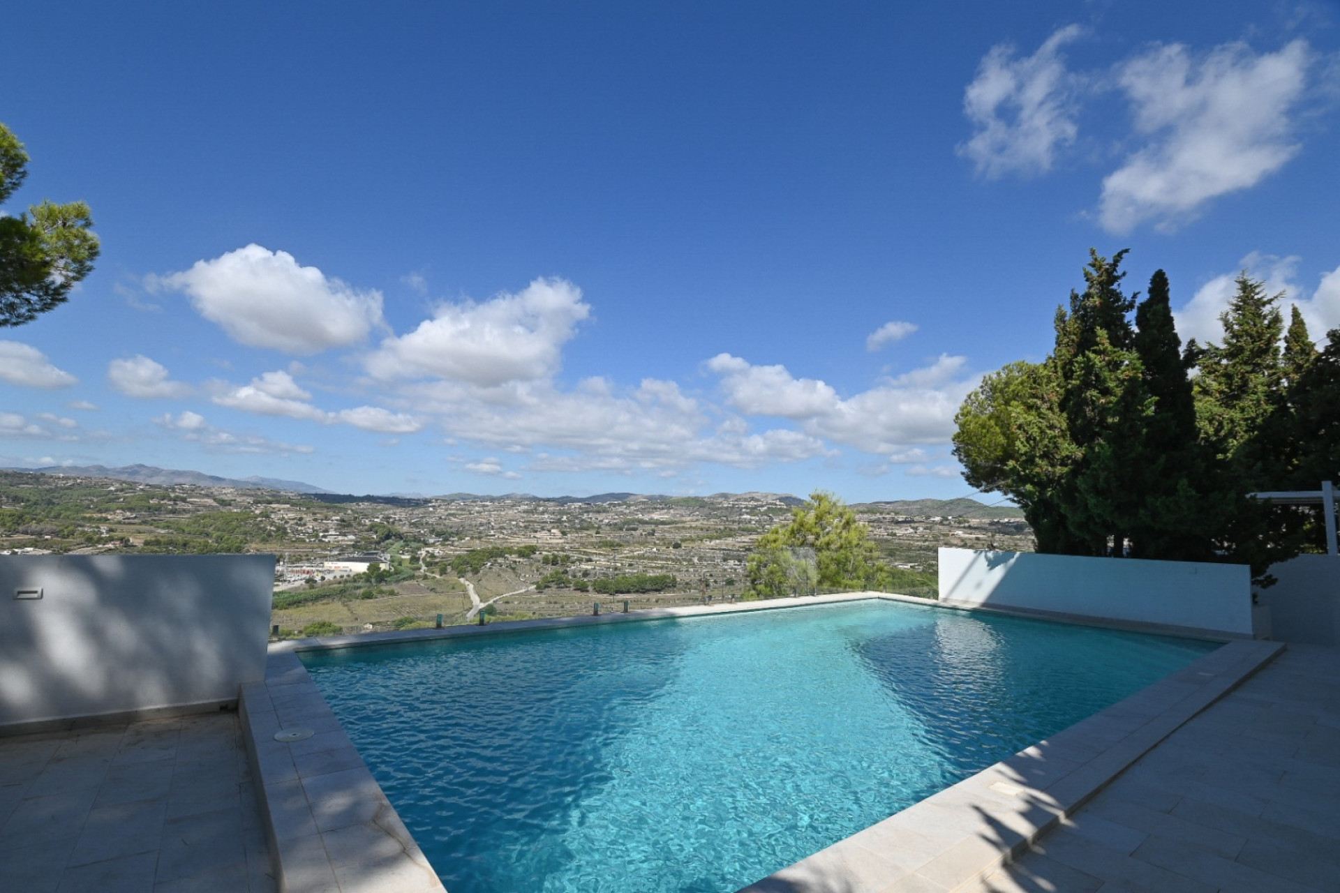 Resale - Villa - Moraira - Pueblo Alcazar
