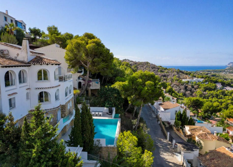 Resale - Villa - Moraira - Pueblo Alcazar