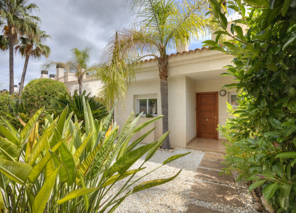 Resale - Villa - Moraira - Sabatera