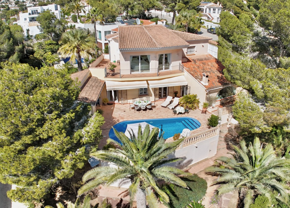 Resale - Villa - Moraira - San Jaime
