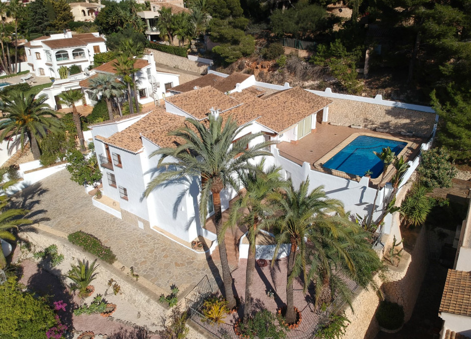 Resale - Villa - Moraira - San Jaime