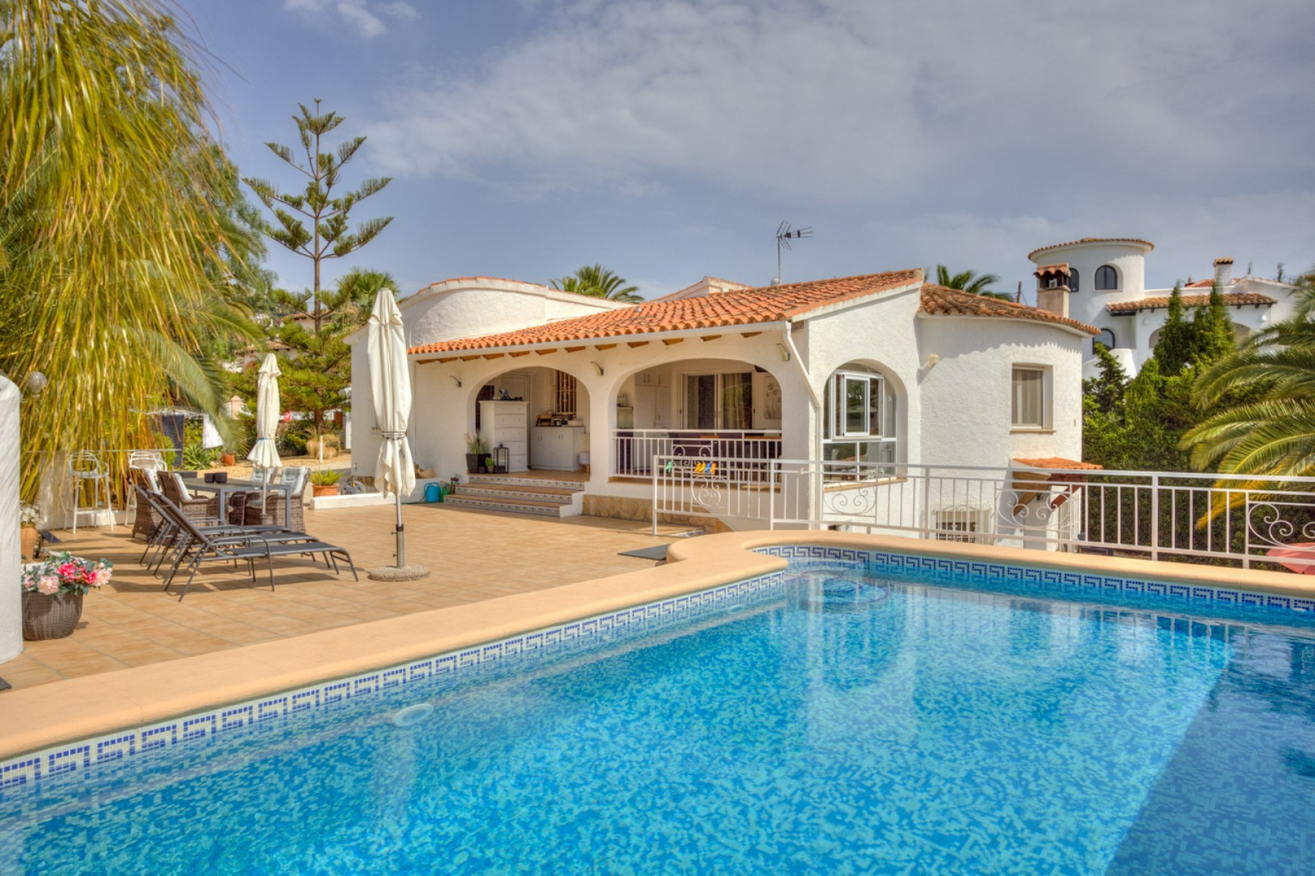 Resale - Villa - Moraira - San Jaime