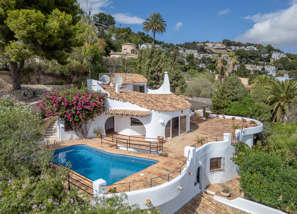 Resale - Villa - Moraira