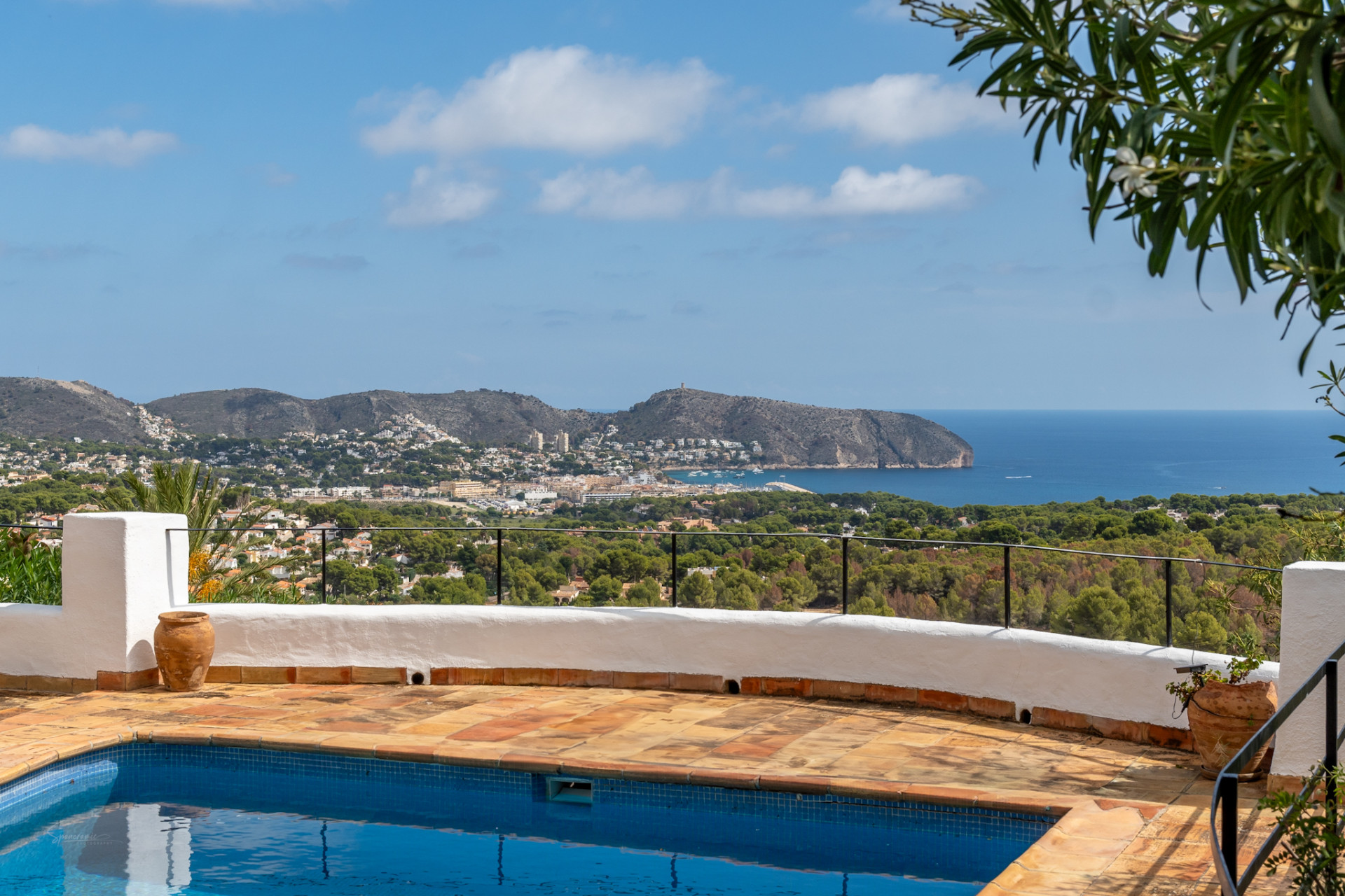 Resale - Villa - Moraira