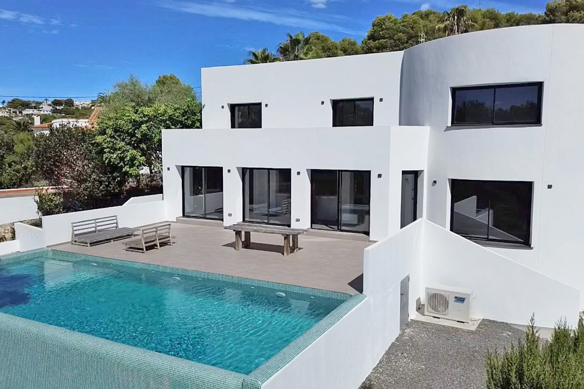 Resale - Villa - Moraira