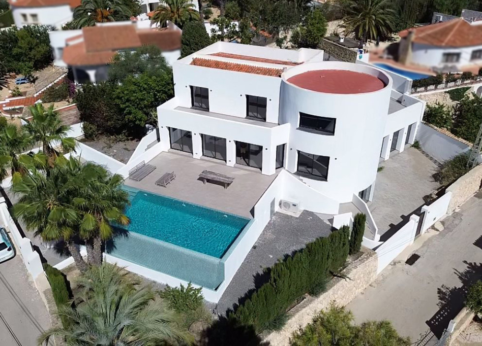 Resale - Villa - Moraira