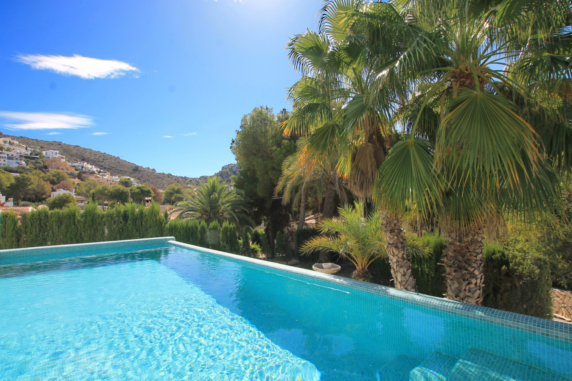 Resale - Villa - Moraira