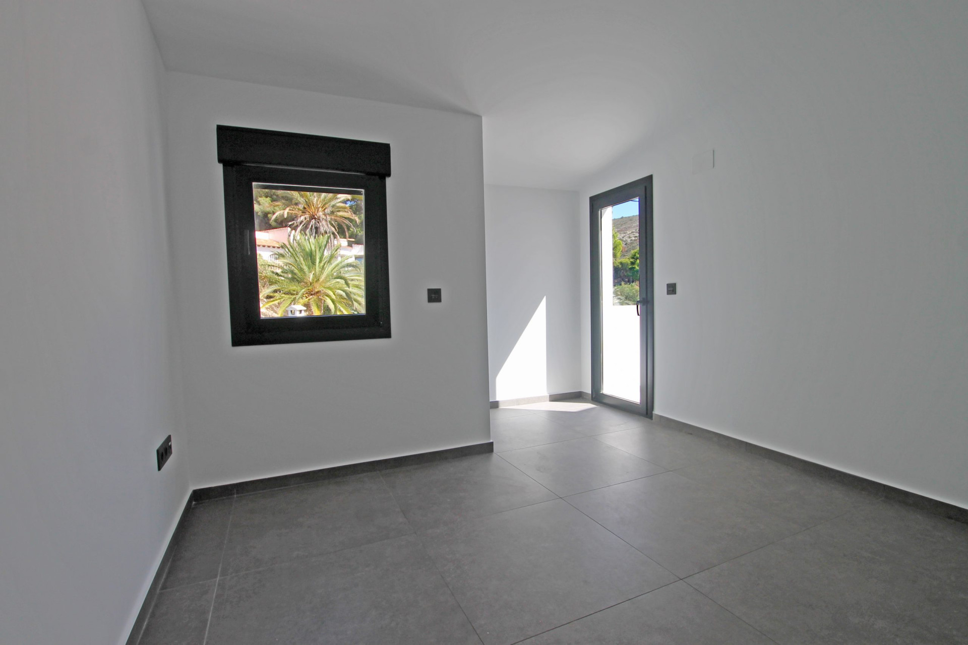 Resale - Villa - Moraira