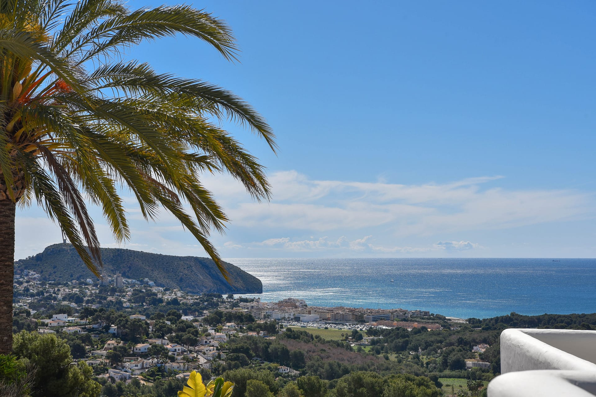 Resale - Villa - Moraira