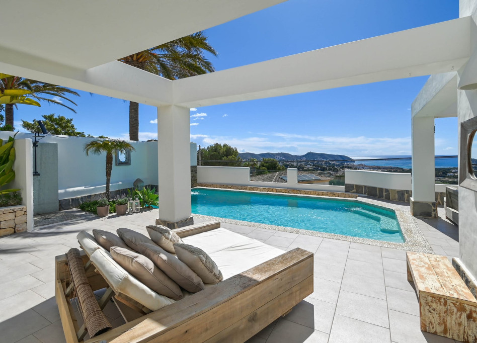 Resale - Villa - Moraira