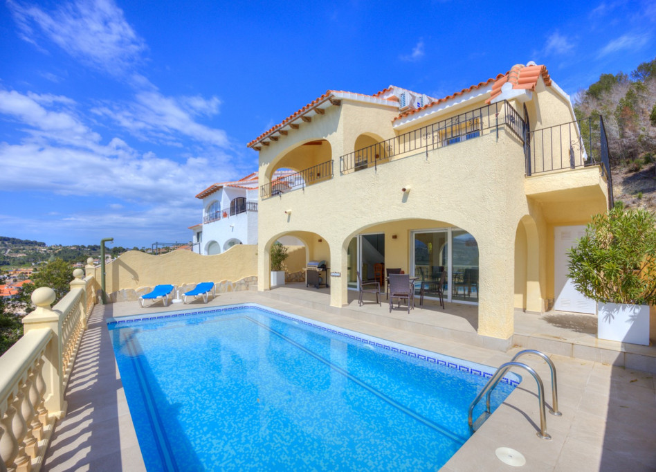 Resale - Villa - Moraira