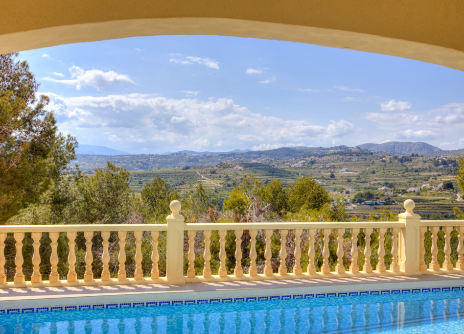 Resale - Villa - Moraira