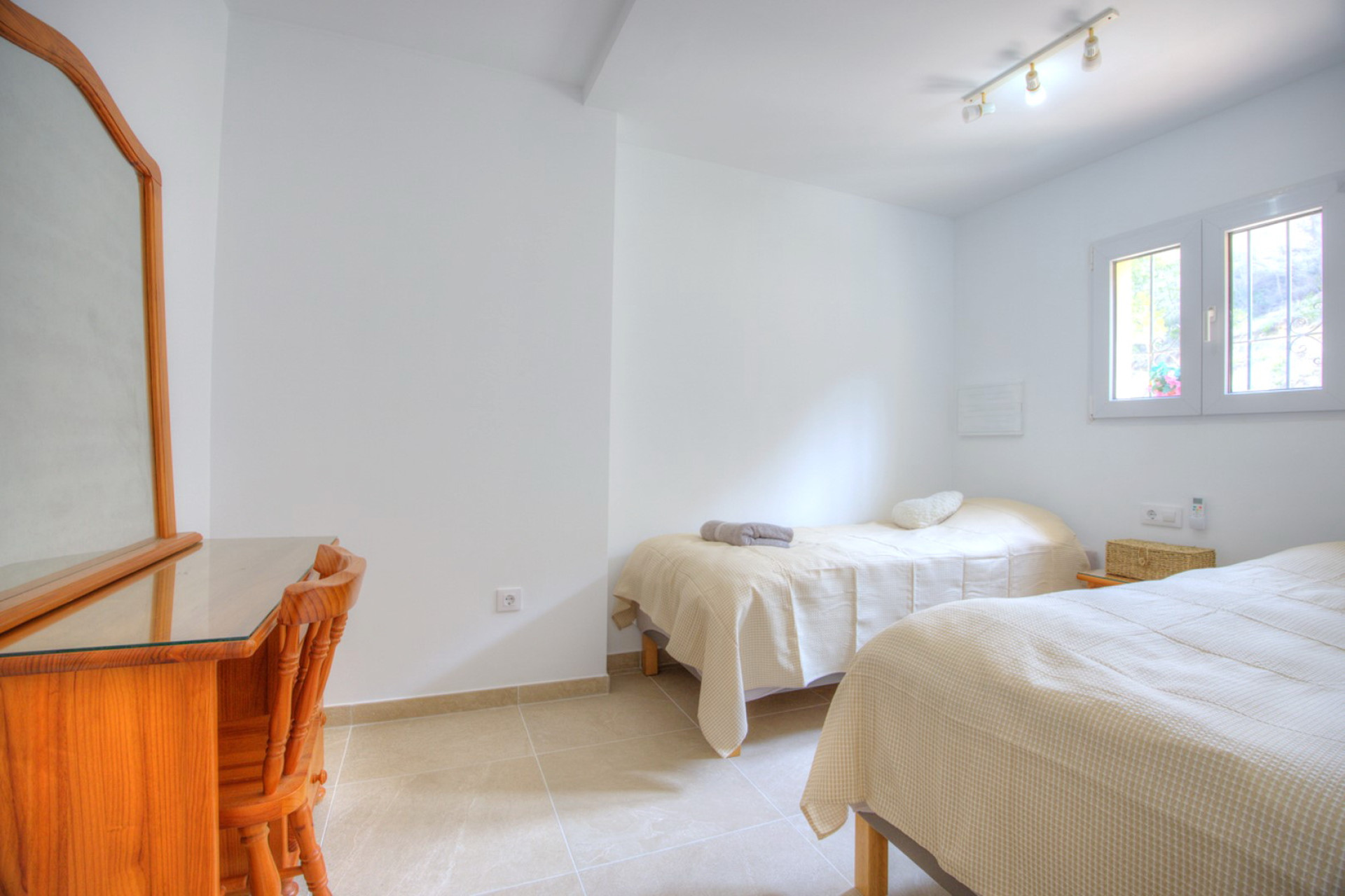 Resale - Villa - Moraira