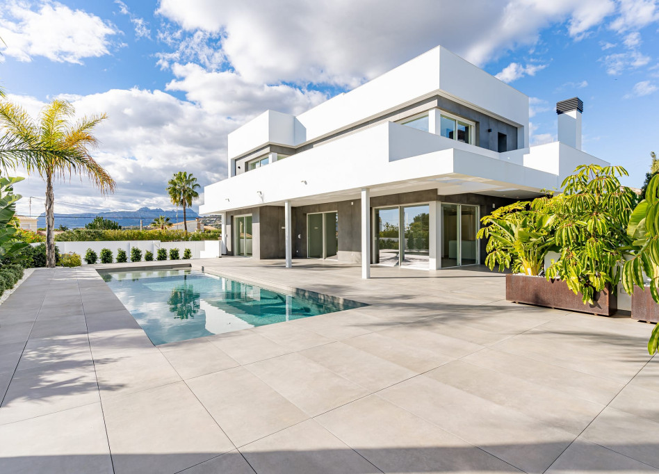 Resale - Villa - Moraira
