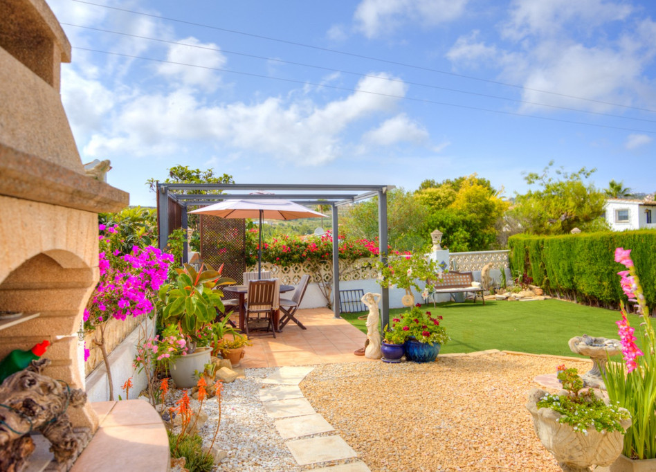 Resale - Villa - Moraira