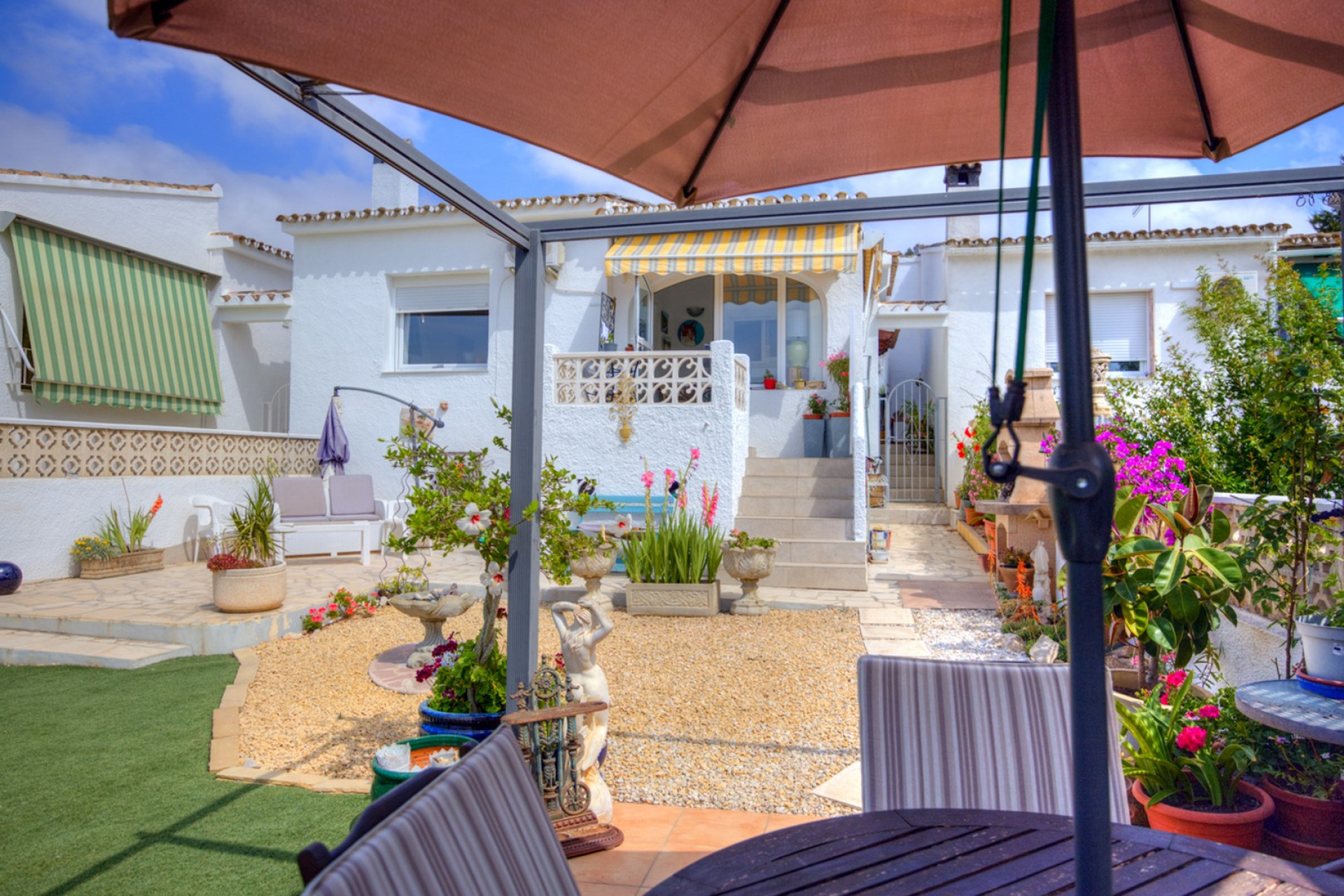 Resale - Villa - Moraira