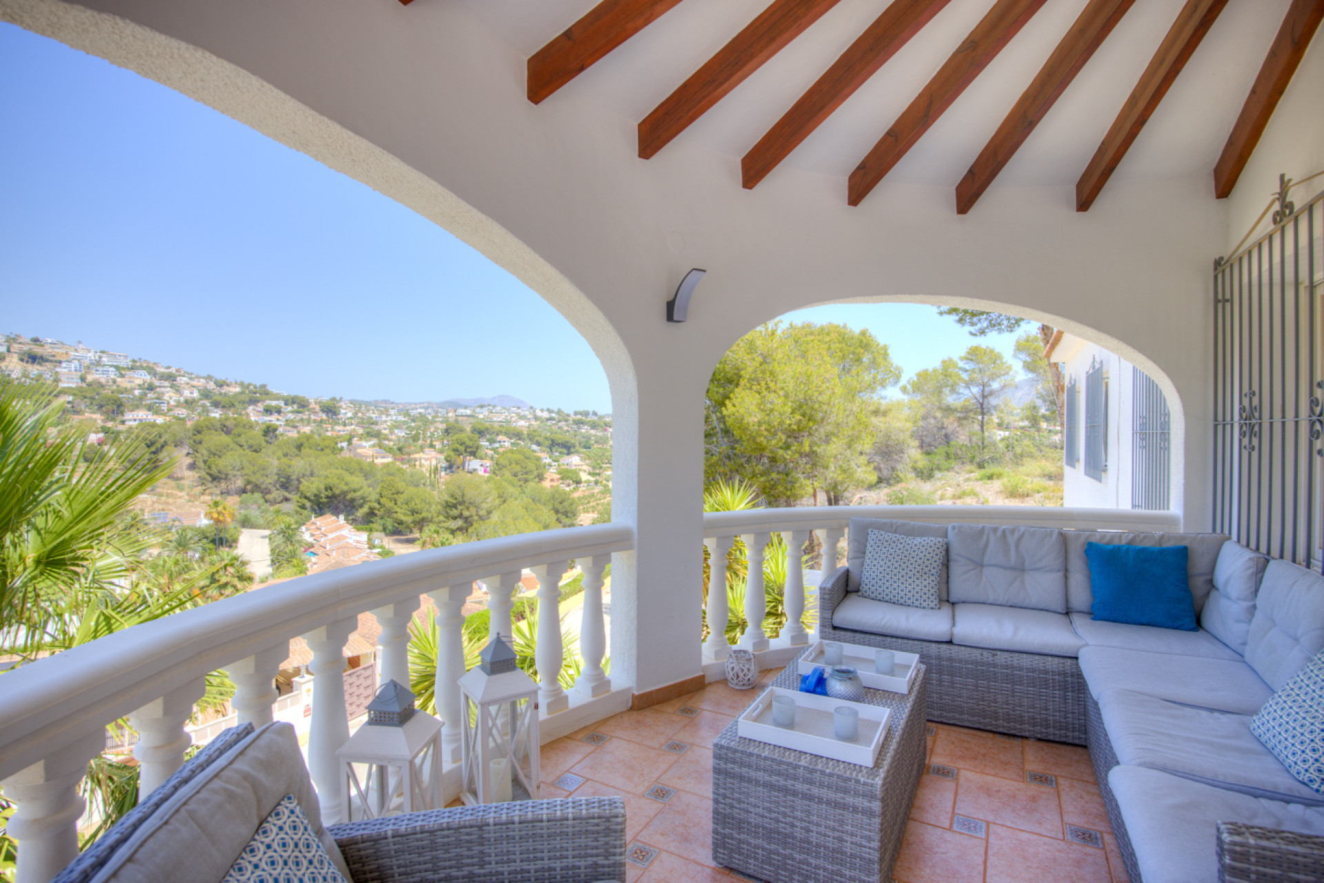 Resale - Villa - Moraira