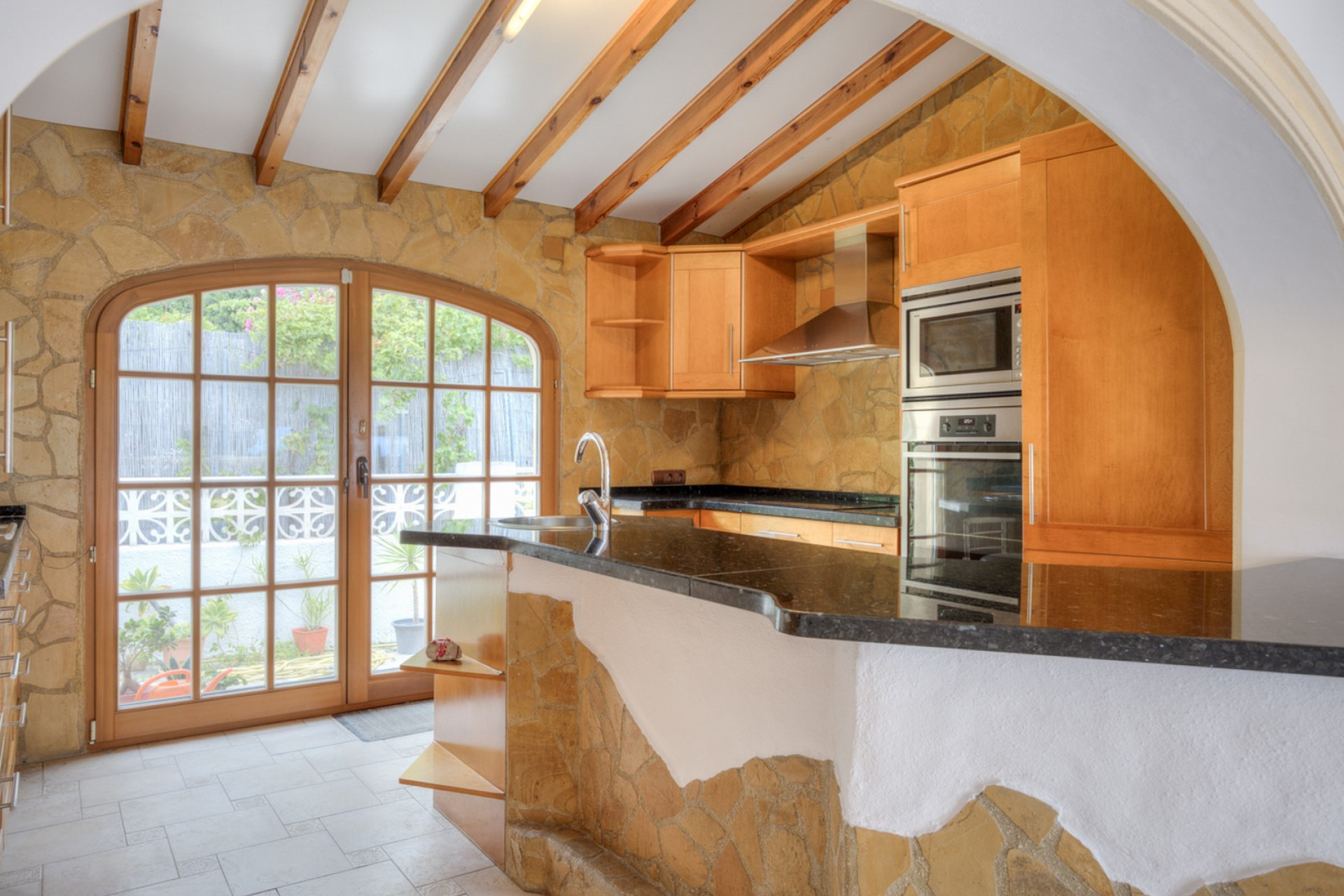 Resale - Villa - Moraira