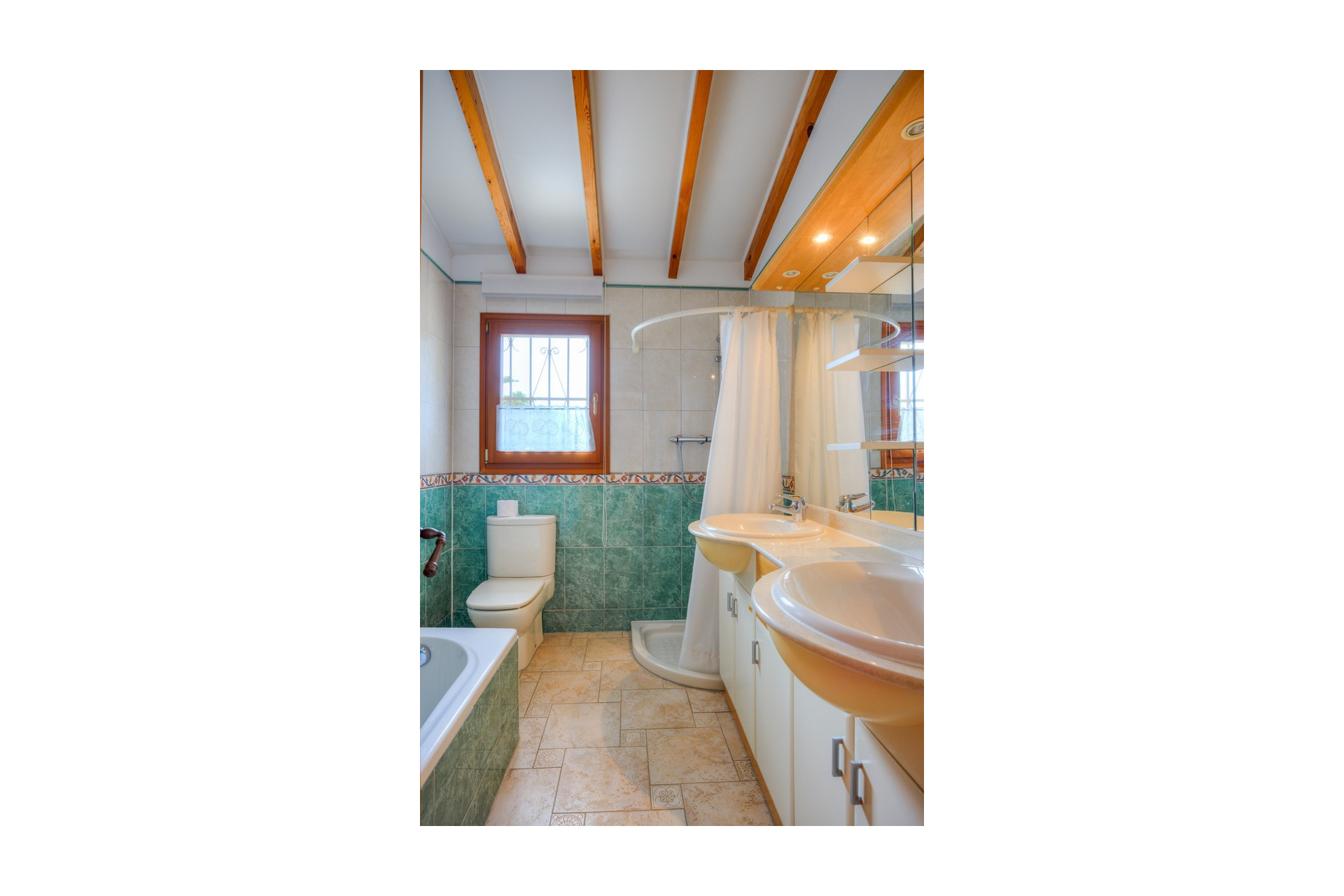 Resale - Villa - Moraira