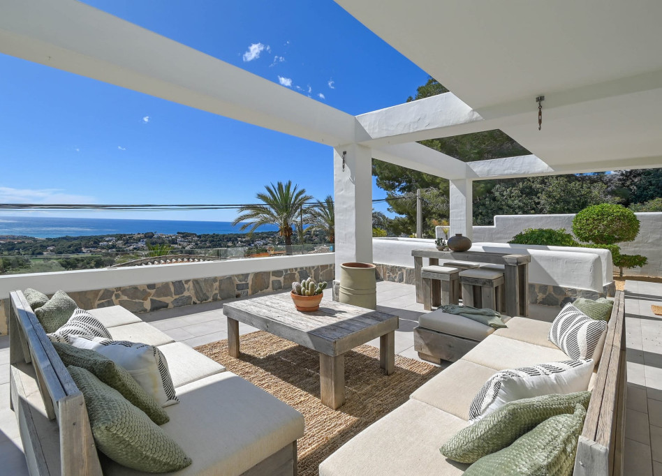 Resale - Villa - Moraira