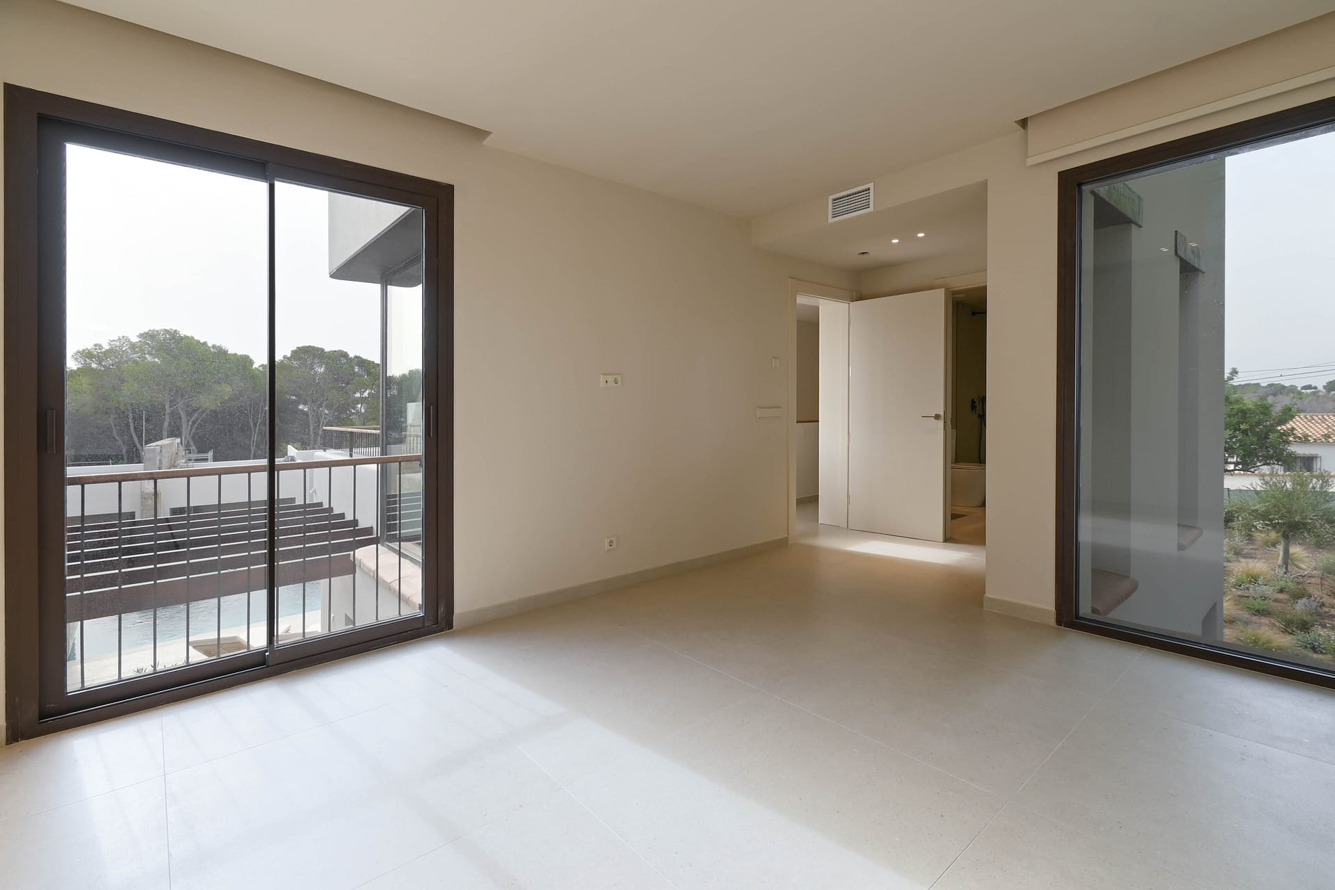 Resale - Villa - Moraira