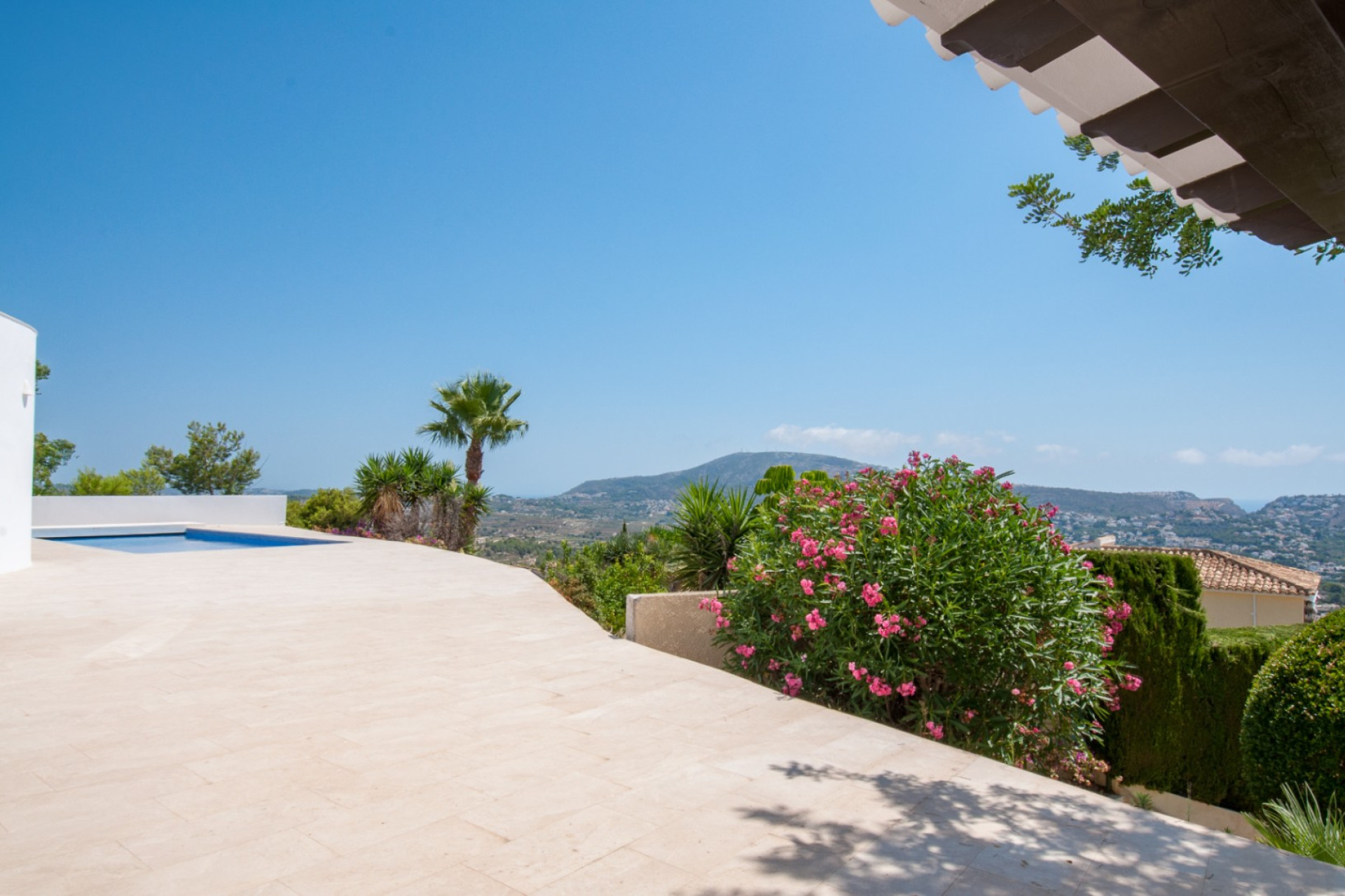 Resale - Villa - Moraira