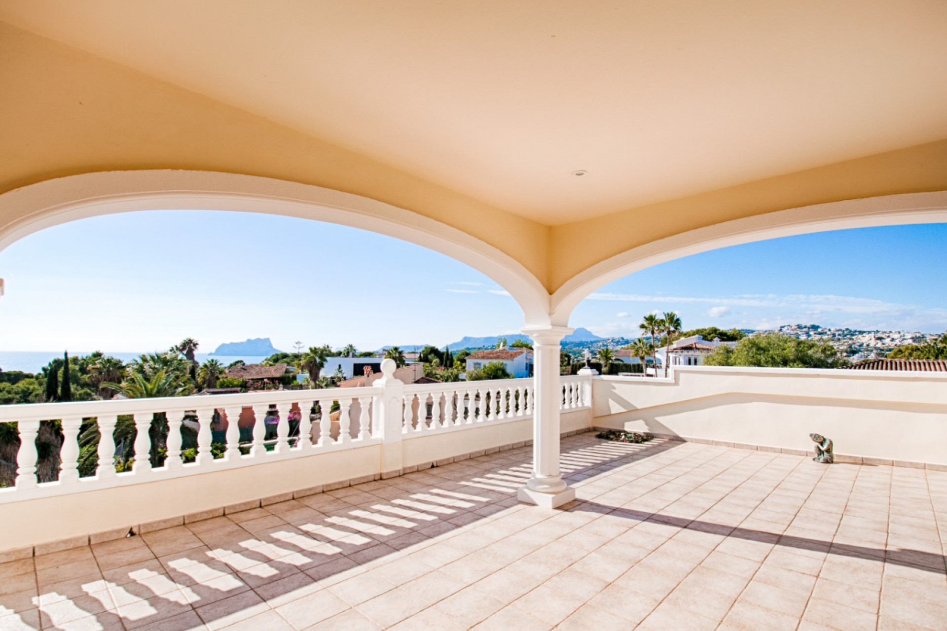 Resale - Villa - Moraira