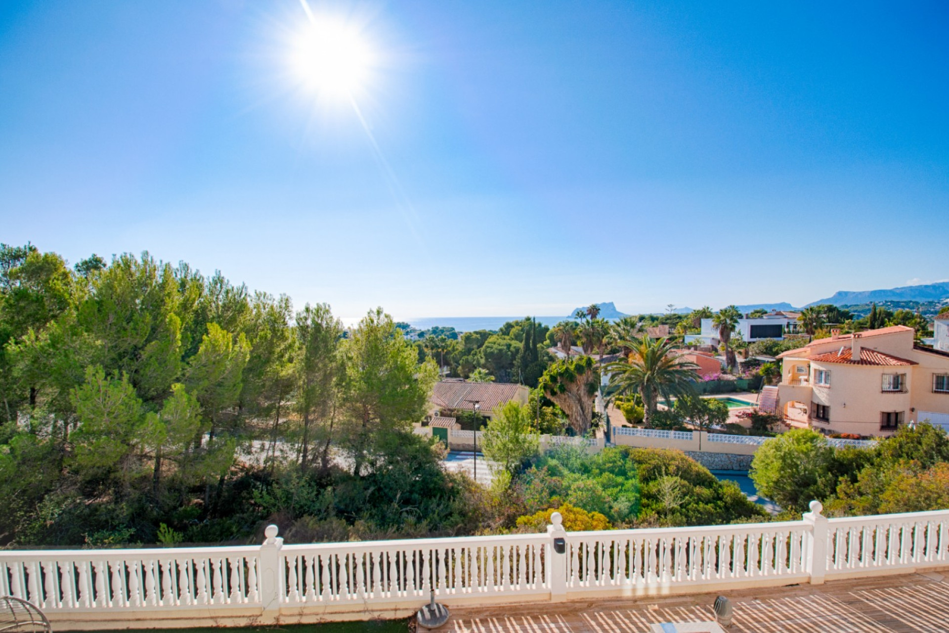 Resale - Villa - Moraira