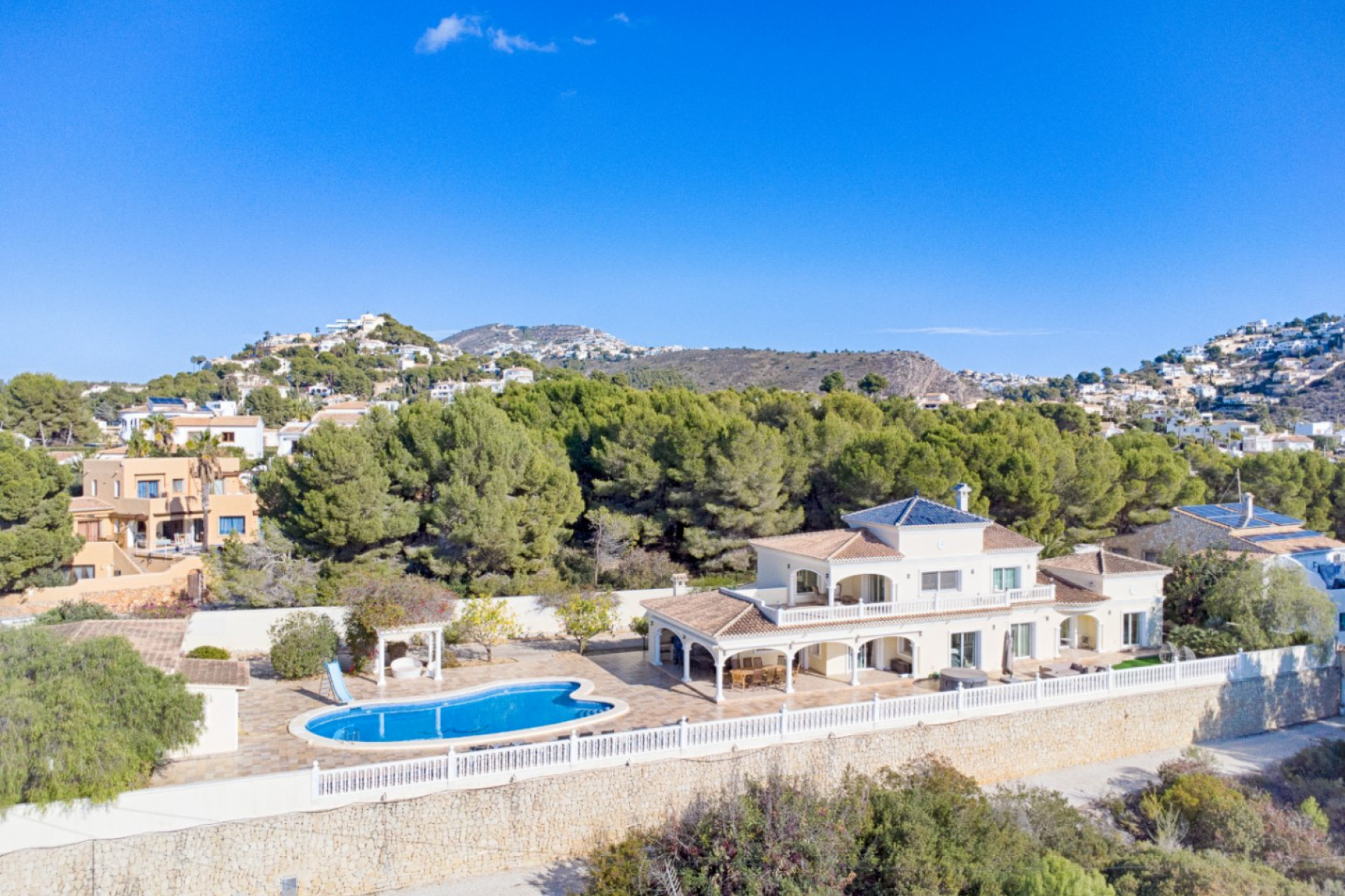 Resale - Villa - Moraira