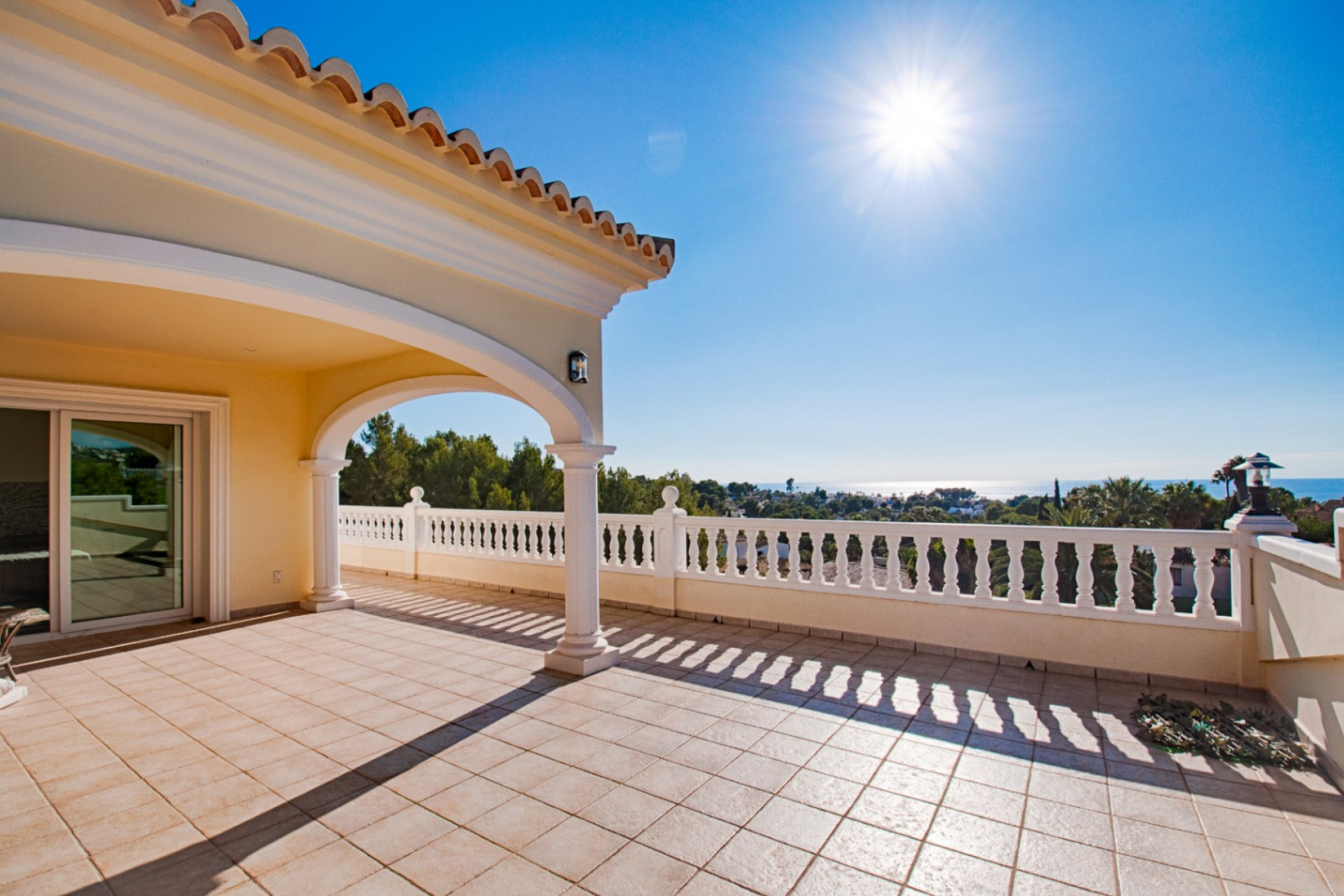 Resale - Villa - Moraira