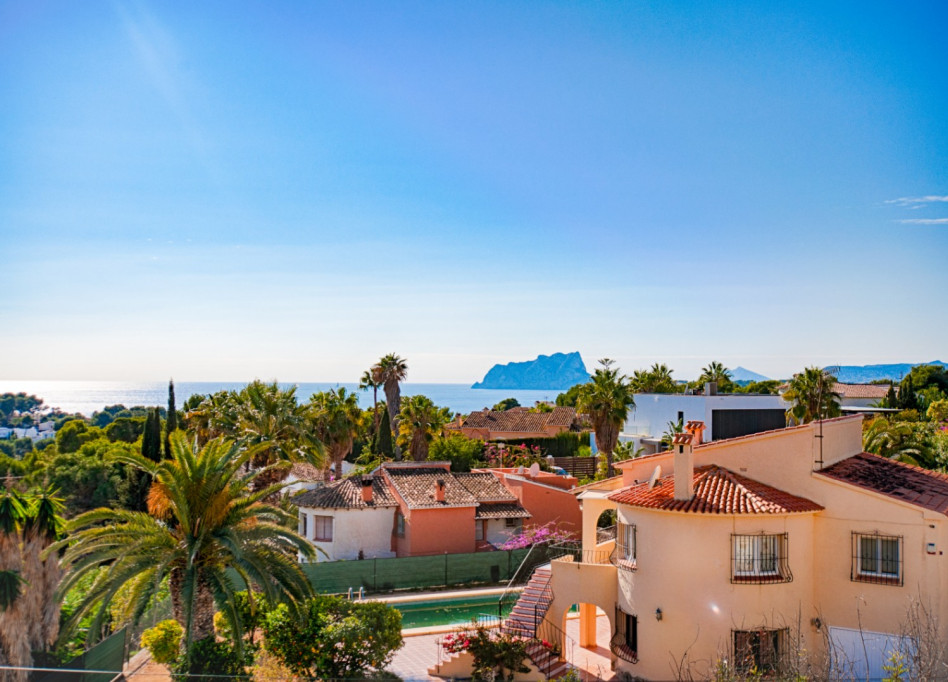 Resale - Villa - Moraira