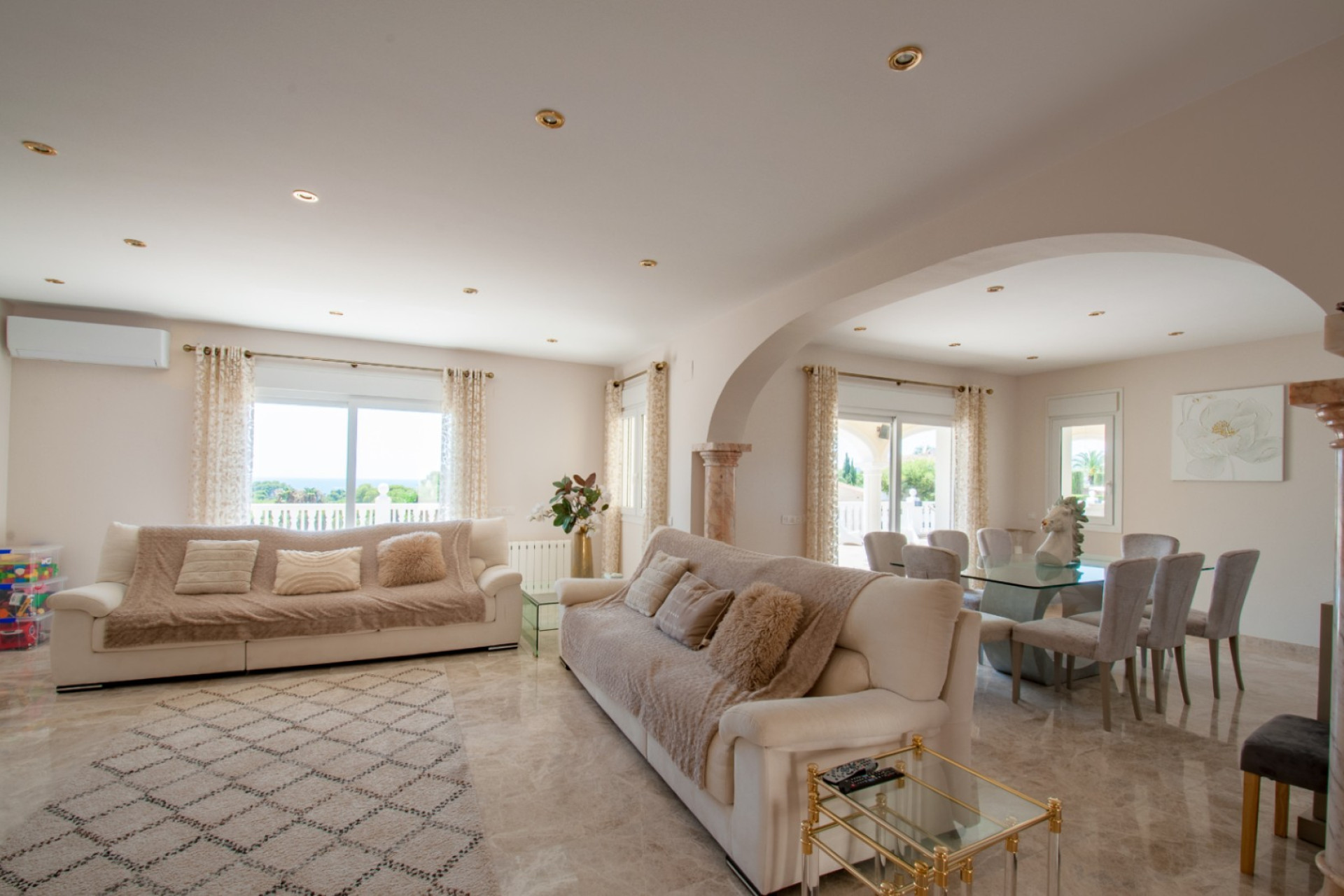 Resale - Villa - Moraira