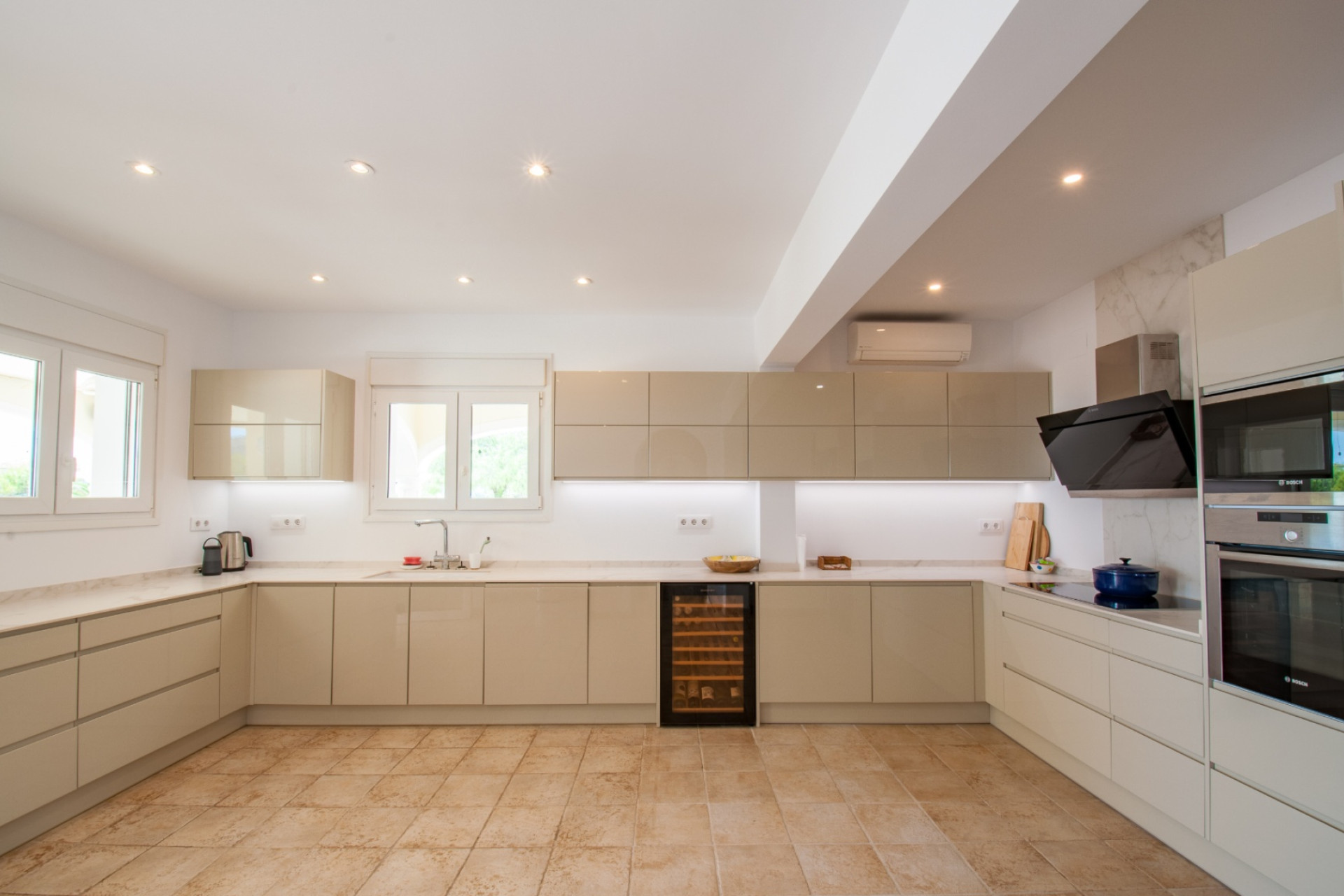 Resale - Villa - Moraira