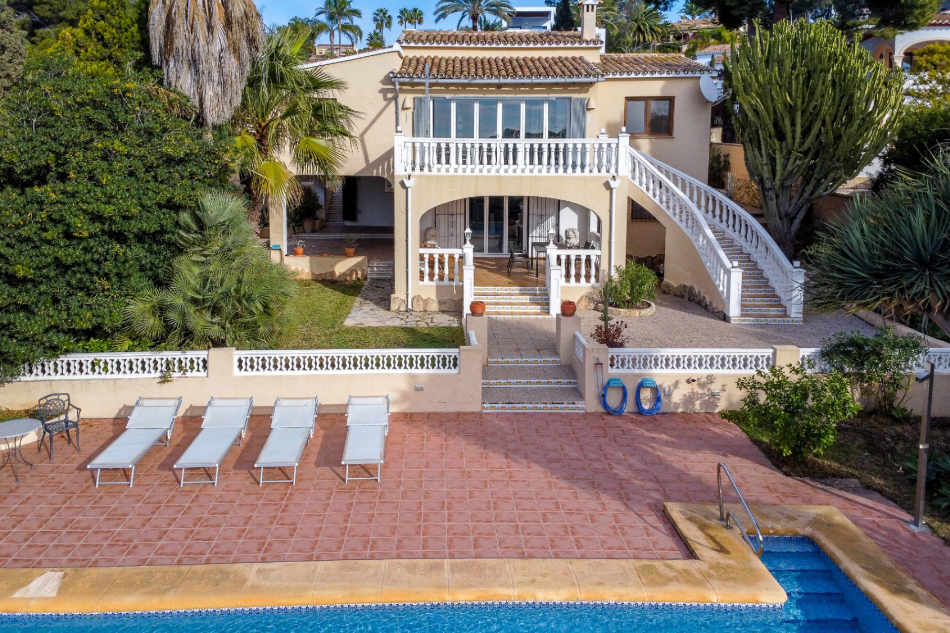 Resale - Villa - Moraira