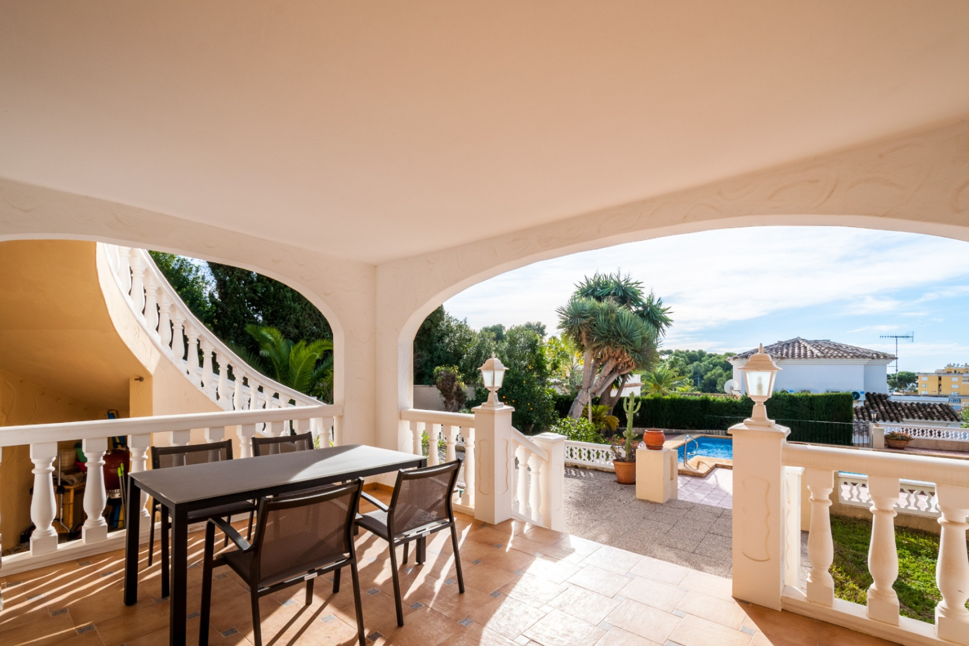 Resale - Villa - Moraira