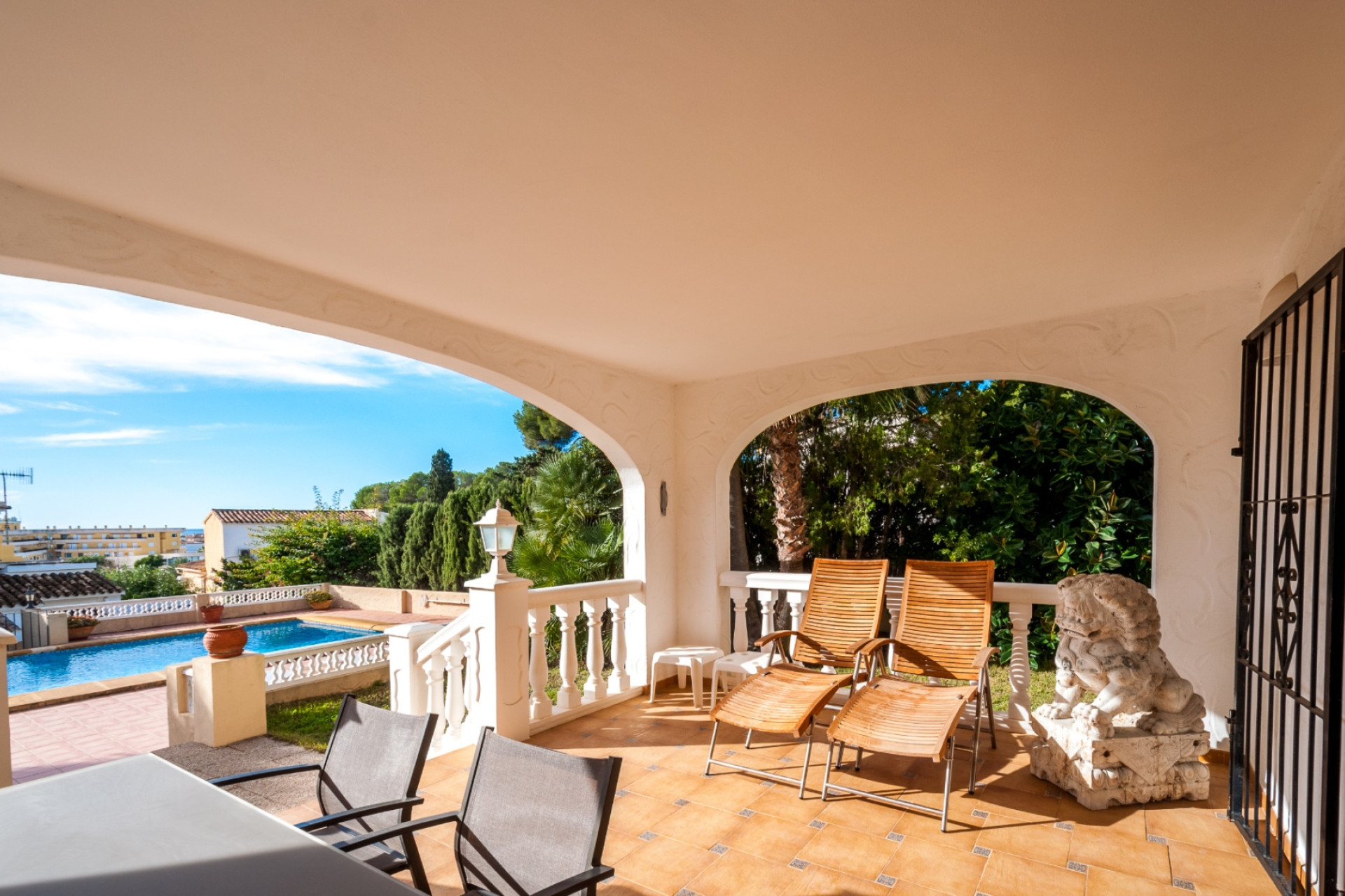 Resale - Villa - Moraira