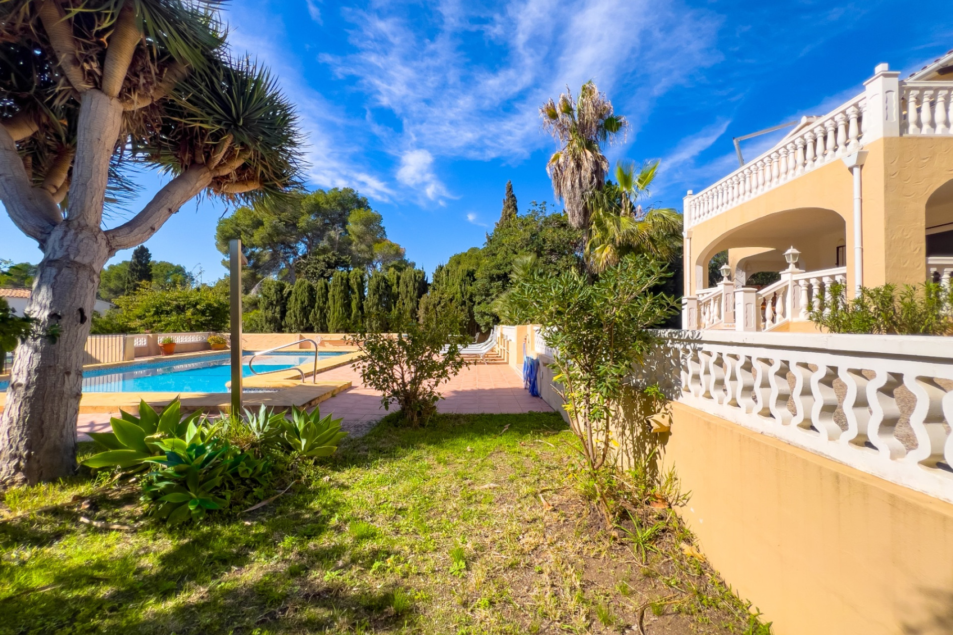 Resale - Villa - Moraira