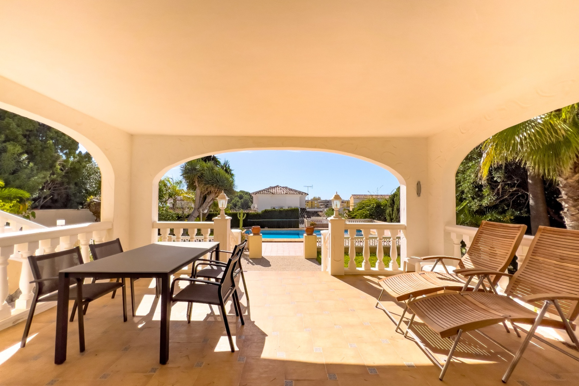Resale - Villa - Moraira