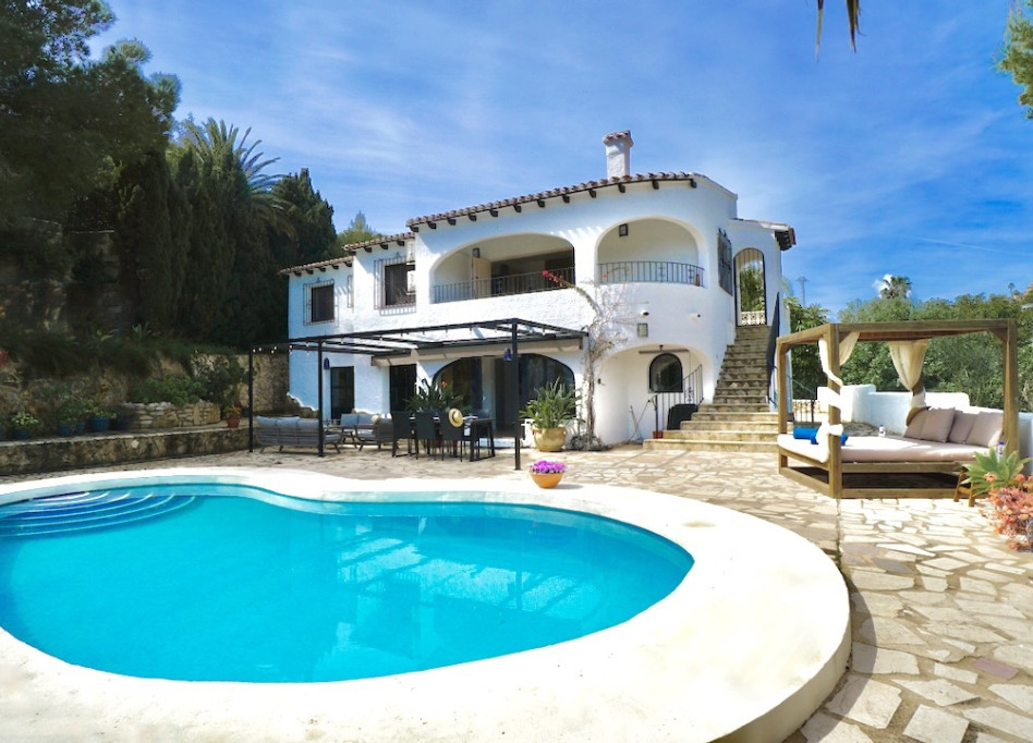 Resale - Villa - Moraira