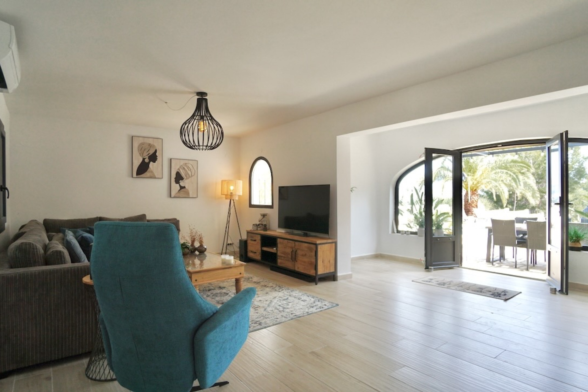 Resale - Villa - Moraira