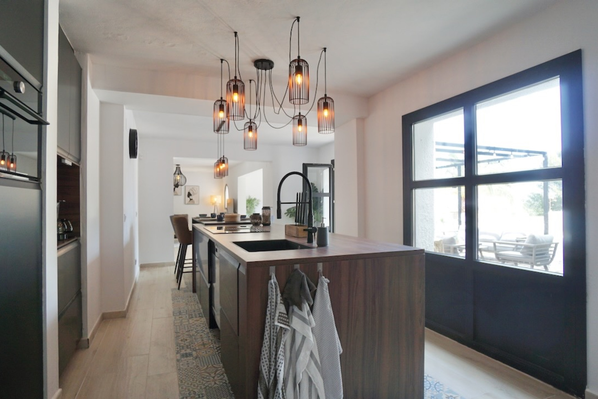 Resale - Villa - Moraira