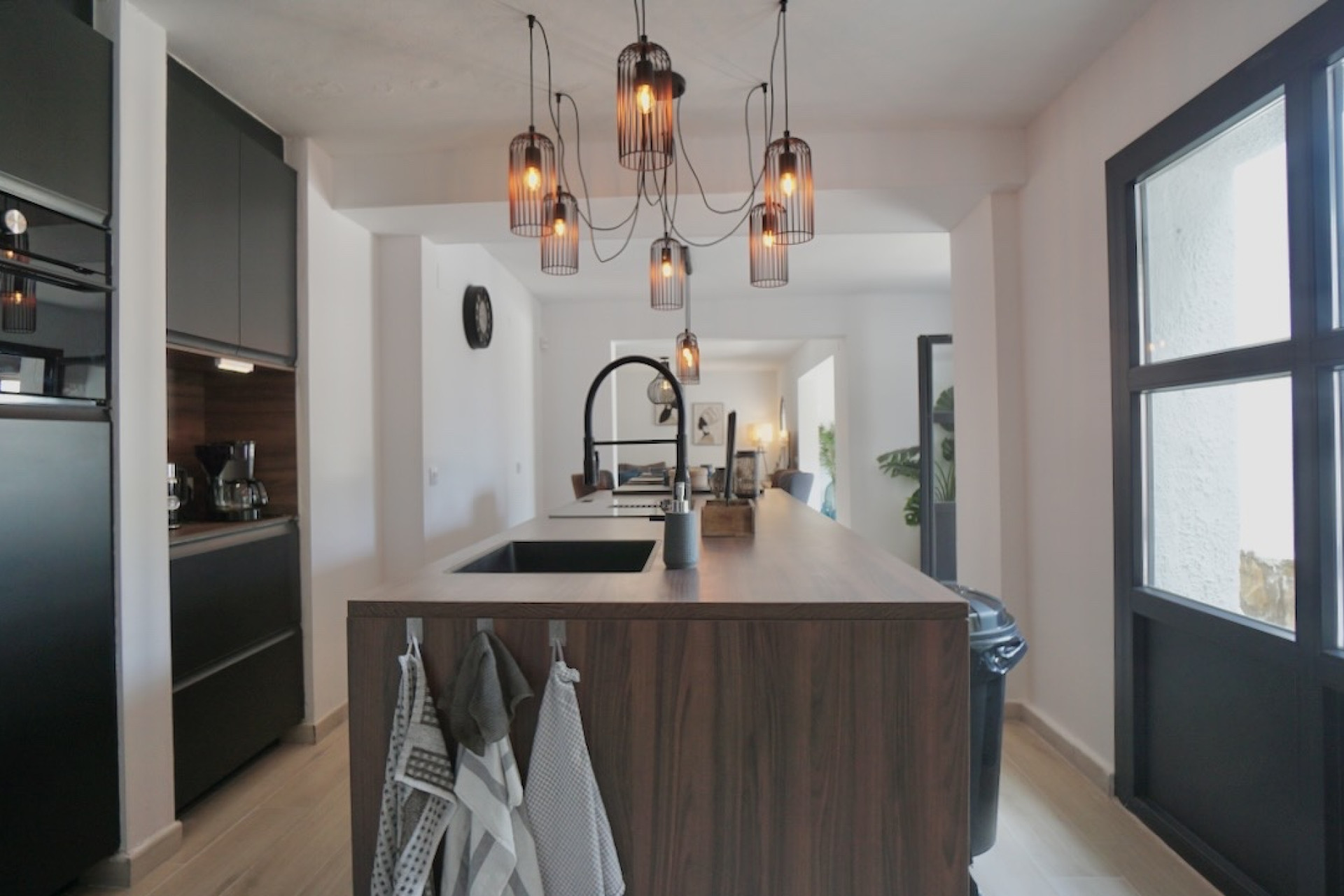 Resale - Villa - Moraira