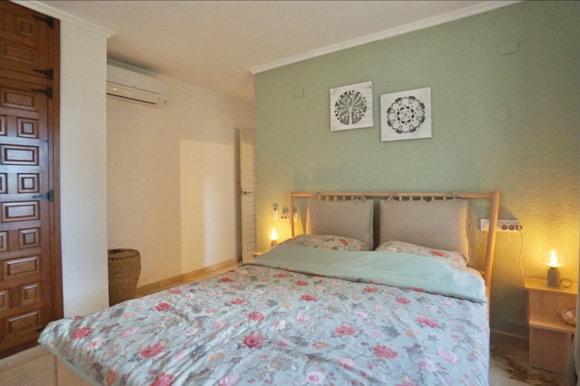 Resale - Villa - Moraira