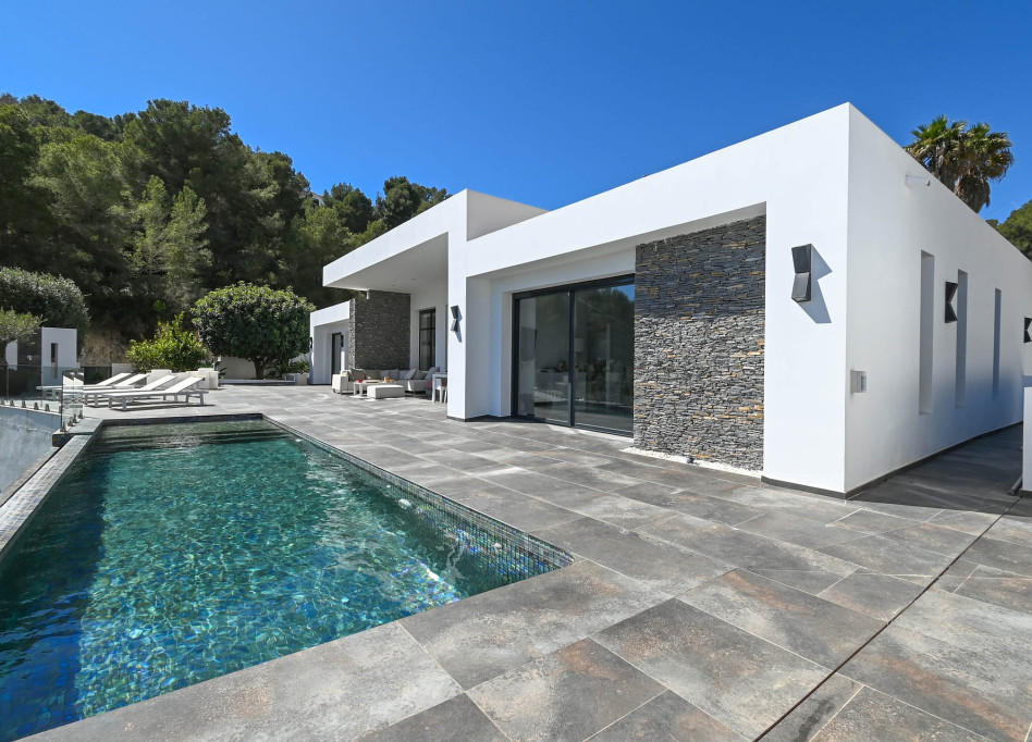 Resale - Villa - Moraira