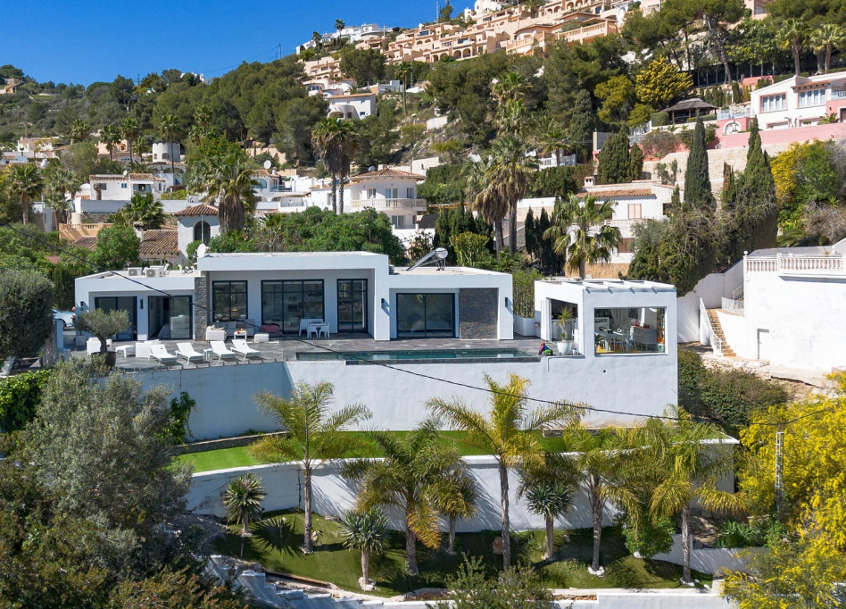 Resale - Villa - Moraira