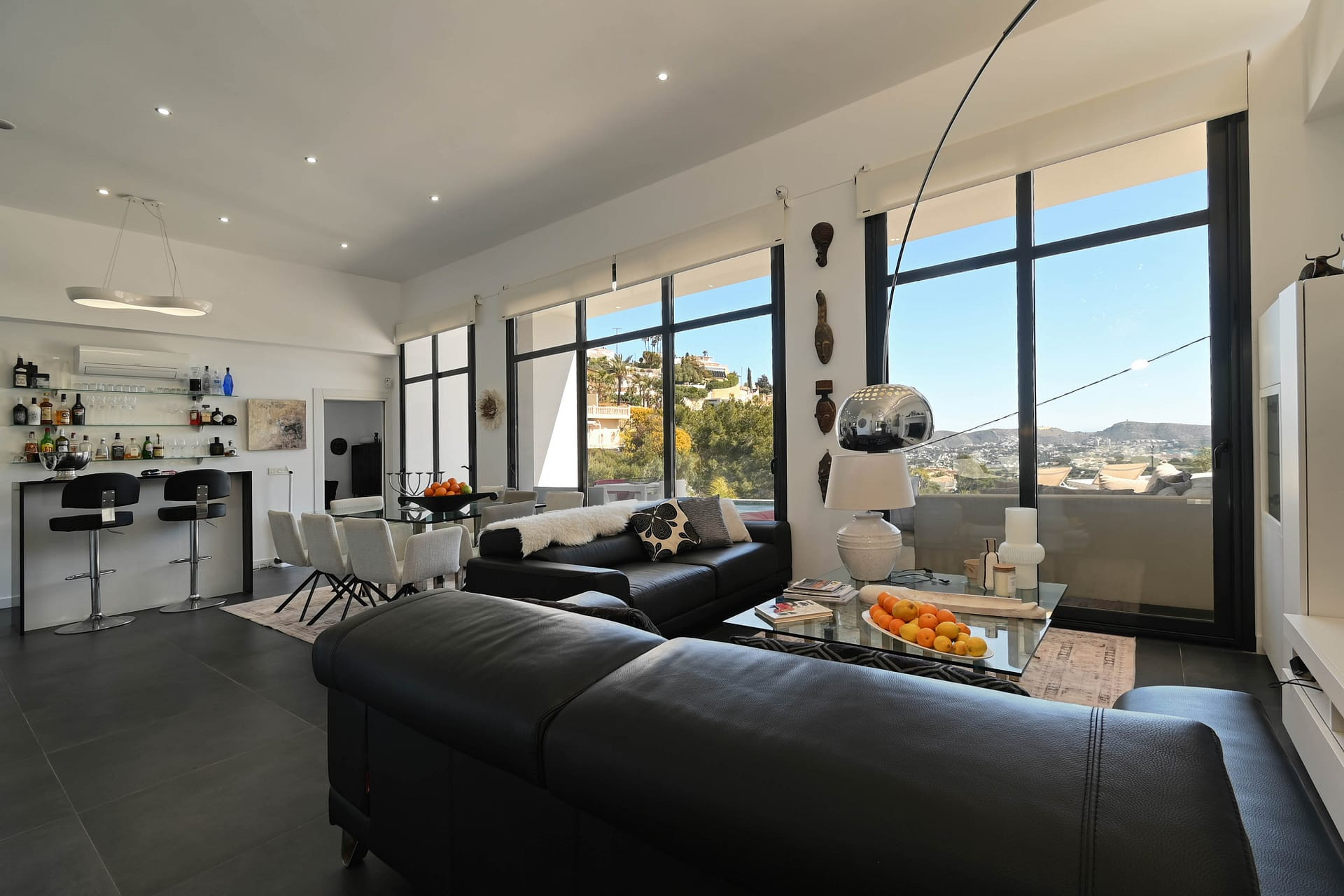 Resale - Villa - Moraira