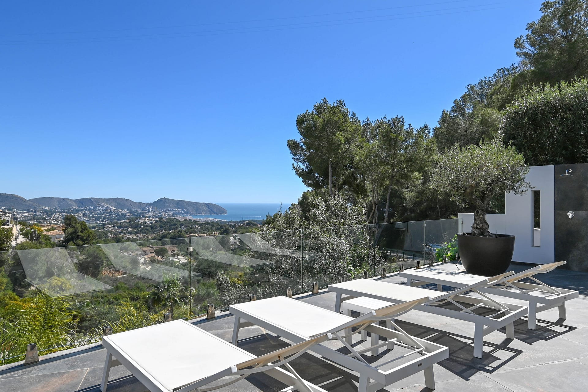 Resale - Villa - Moraira