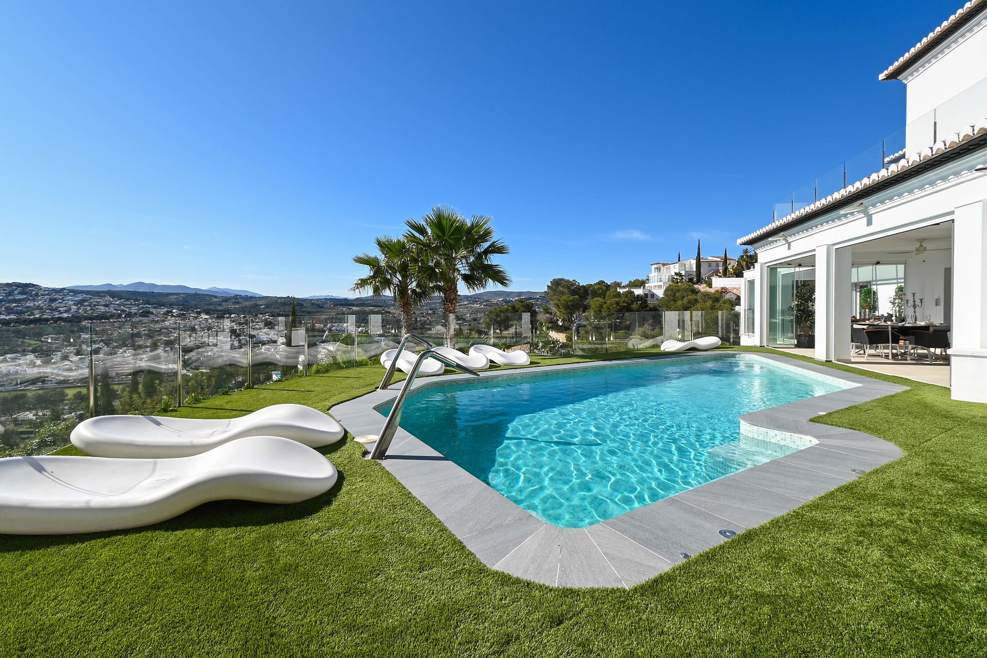 Resale - Villa - Moraira