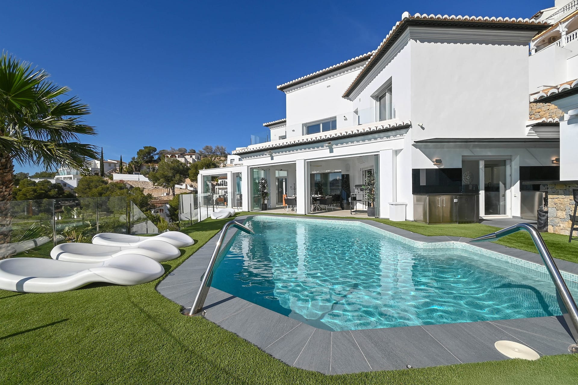 Resale - Villa - Moraira