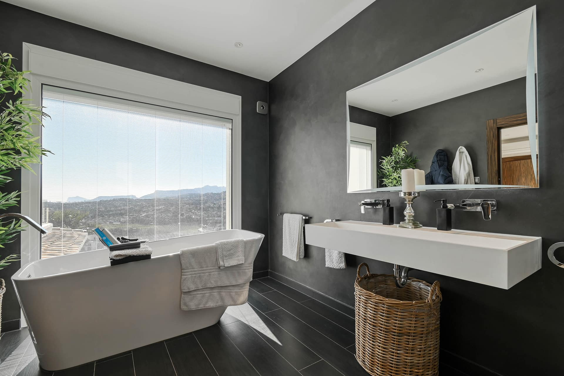 Resale - Villa - Moraira